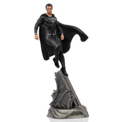 Статуетка DC COMICS Superman black suit art scale 1/10 (Супермен)