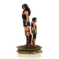 Статуетка DC COMICS Wonder Women and young Diana Deluxe Art Scale 1/10 (Чудо жінка)